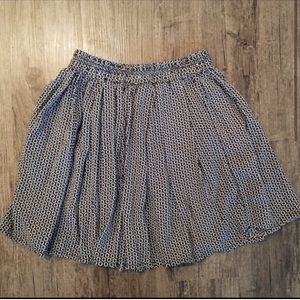 Brandy Melville floral skirt xs s